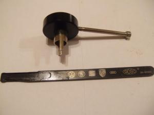 VAG Inner Groove Pick