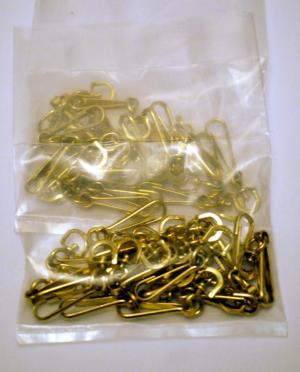 Bag of 20 keyring twizzlers